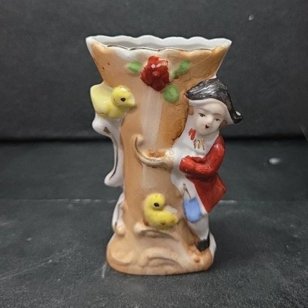 Japanese Antique Man‎ Sculpted Bud Vase, Vintage Flower Holder, Mantel Decor